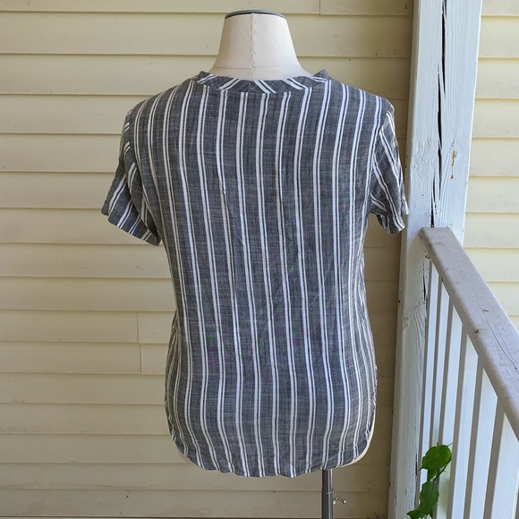 Cloth & Stone Anthropologie Striped Top Size XL Grey White Rayon Short Sleeve - Picture 2 of 7